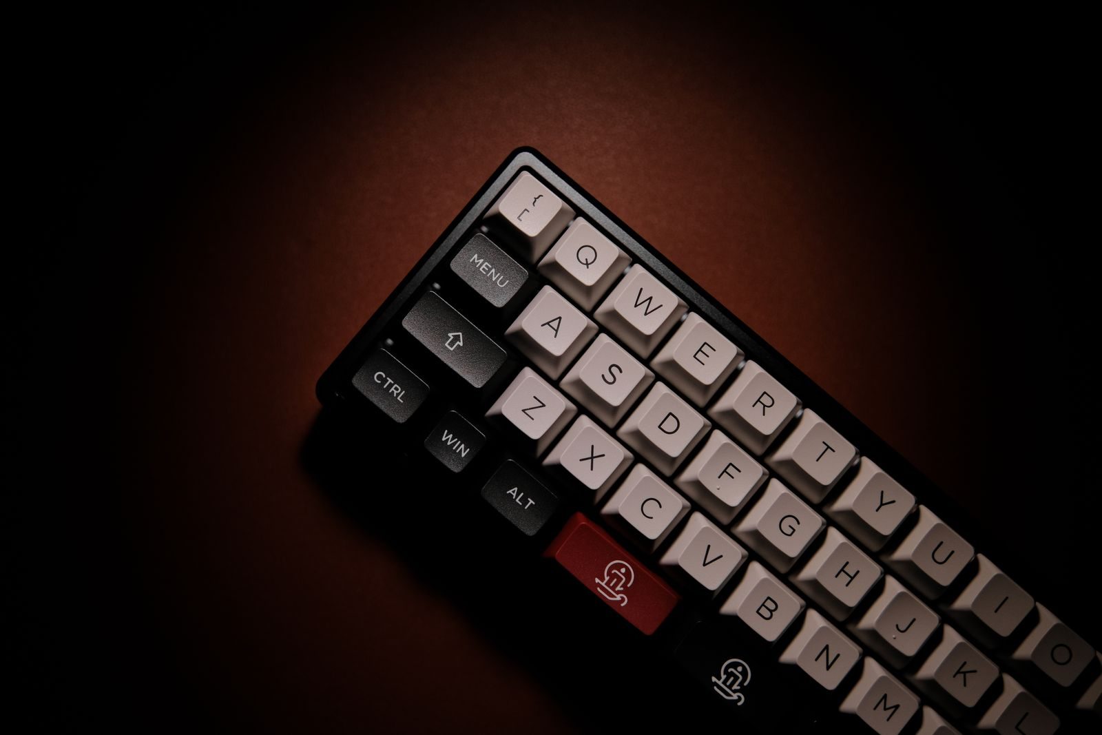 Compact wireless keyboard