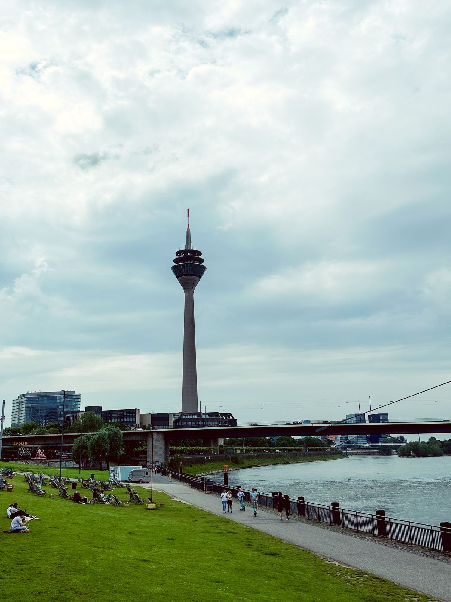 Rhine promenade looking toward Düsseldorf's Rheinturm